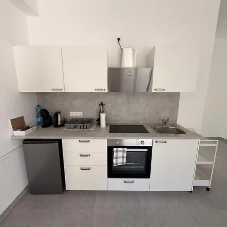 With Terrace Apartment *